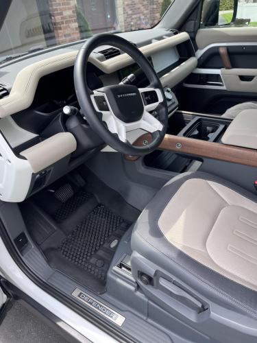 Rover-defender-driver